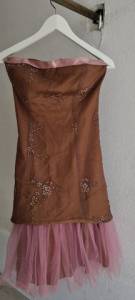 Vestido Social. Marrom-ros