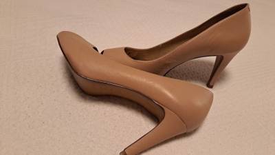 Scarpin Arezzo Tam 37, Nude. 70 Reais