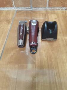 Vendo Duas Mquinas Wahl  Completa E Um Lavatrio!