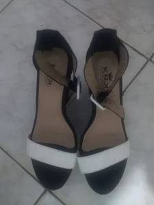 Vendo Est Sandlia