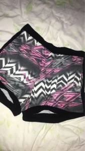 Qualquer Short 16 Reais