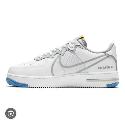Tnis Nike Air Force 1 React