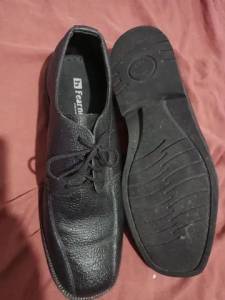 Vendo Dois Sapatos Social Nmero 47