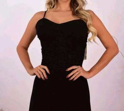 Vestido Feminino Longo Bordado- Modelo Forrado Com Bordado