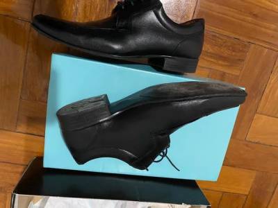 Sapatos Sociais Cns Couro Novo, Usados Uma Vez