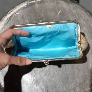 Clutch Vintage Dourada