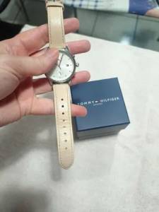 Relgio Tommy Hilfiger Com Pulseira De Couro