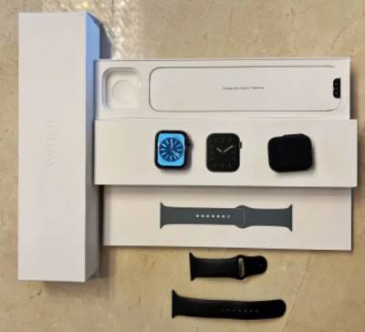 Apple Watch Series 5 44mm