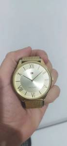 Relgio Tommy Hilfiger Dourado