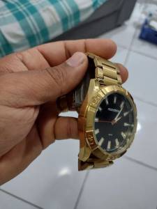 Relgio Mondaine Dourado