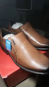 Bota Zattine Couro Sinttico Estilosa E Modesta