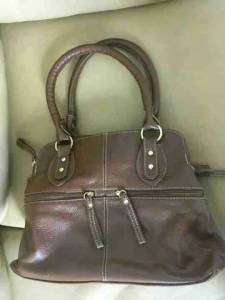 Bolsa Em Couro Feminina
