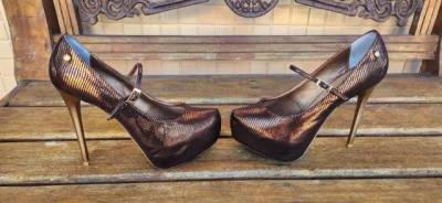 Sapato Cor Cobre