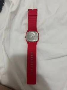 Relgio Diesel Vermelho