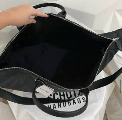 Mala Schutz Nova