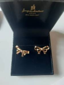 Par De Brincos Ouro 18k 750 Com Diamantes