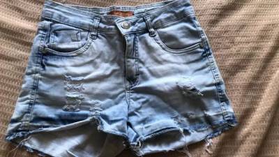 Short Jeans