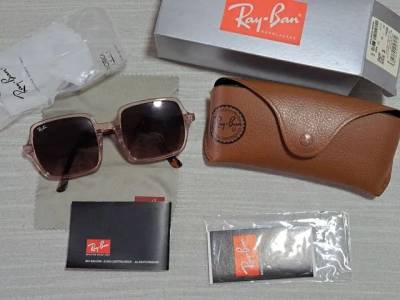Vendo culos De Sol Feminino Ray Ban Square.