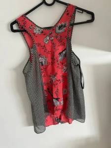 Blusa Tamanho P Marca Bobstore