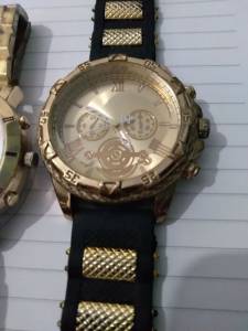 Vendo Estes 3 Relgios 80 Reais Cada Um