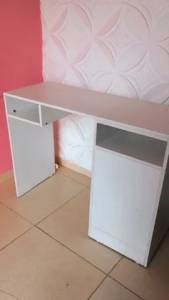 Mesa E Expositor De Esmalte