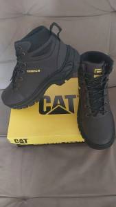 Bota Masculina Cat Tm 41/42 (promoo)