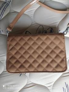 Bolsa Santa Lolla
