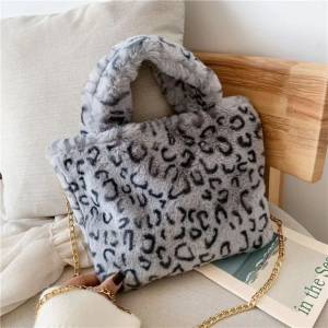 Bolsa De Pelcia Com Corrente Feminina Pakihi