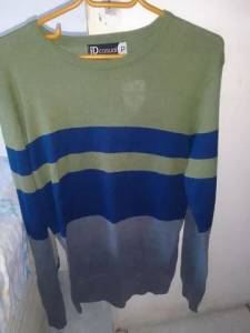 Blusa E Camiseta Nova