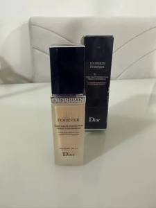 Base Dior