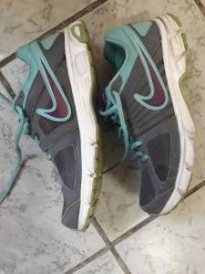 Tnis Nike Usado.