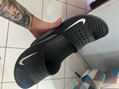 Chinelo Nike