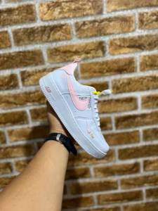 Nike Air Force Feminino