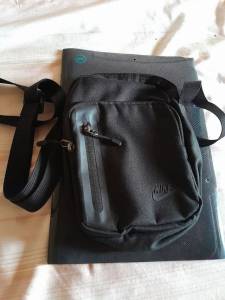 Bolsa Nike. Porttil.