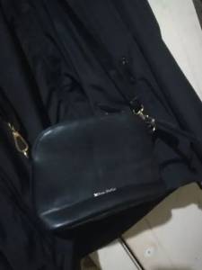 Vendo Bolsa Miss Bela Preta