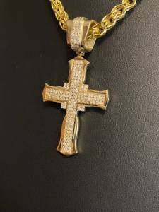 Pingente Crucifixo Boss Em Ouro 18k 750