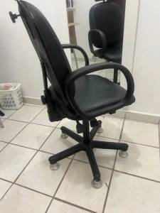 Cadeira De Cabeleireira Ou Maquiadora