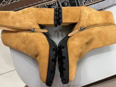 Bota Schutz