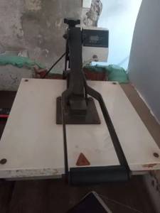 Prensa Plana 30x30