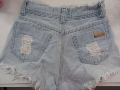 Short Jeans