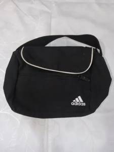Ncessaire Adidas! Nova! R$60,00