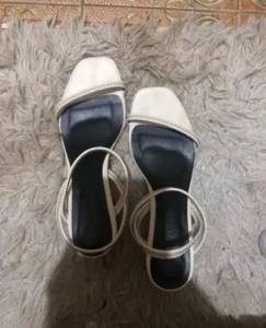 Sandlia Salto Mdio
