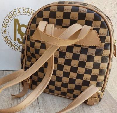 Mochila Mnica Sanches Nova