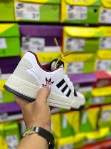 Tnis Adidas