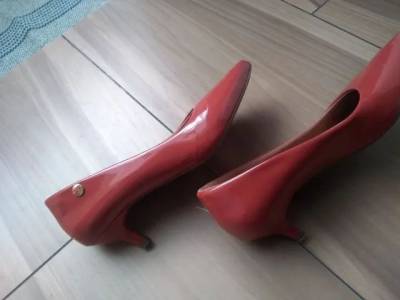Scarpin Verniz, Vermelho, Di Ferrari Confort, 35, Semi Novo.