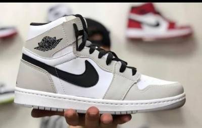Tnis Nike