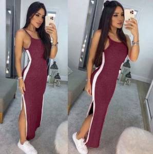 Vestido Longo Canelado Alcinha Com Listras, Bojo E Fenda Lateral