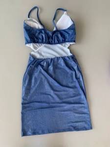 Vestido Azul Com Decote