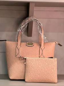 Bolsa V. Hugo R