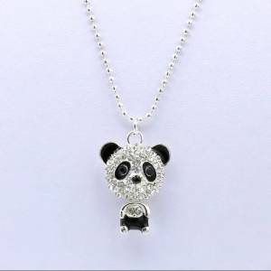 Colar Panda Brilhantes